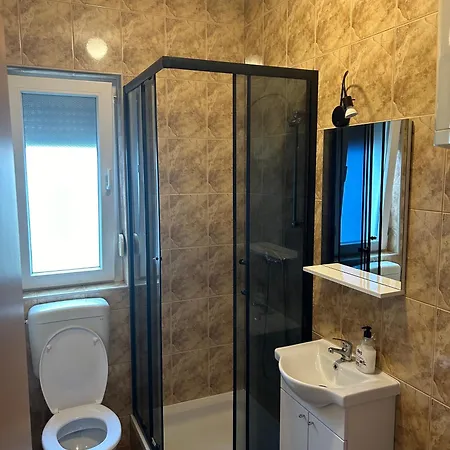 Guest house Ana 3*