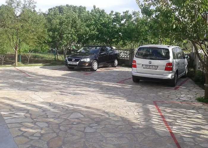 Πανσιόν Ana 3*